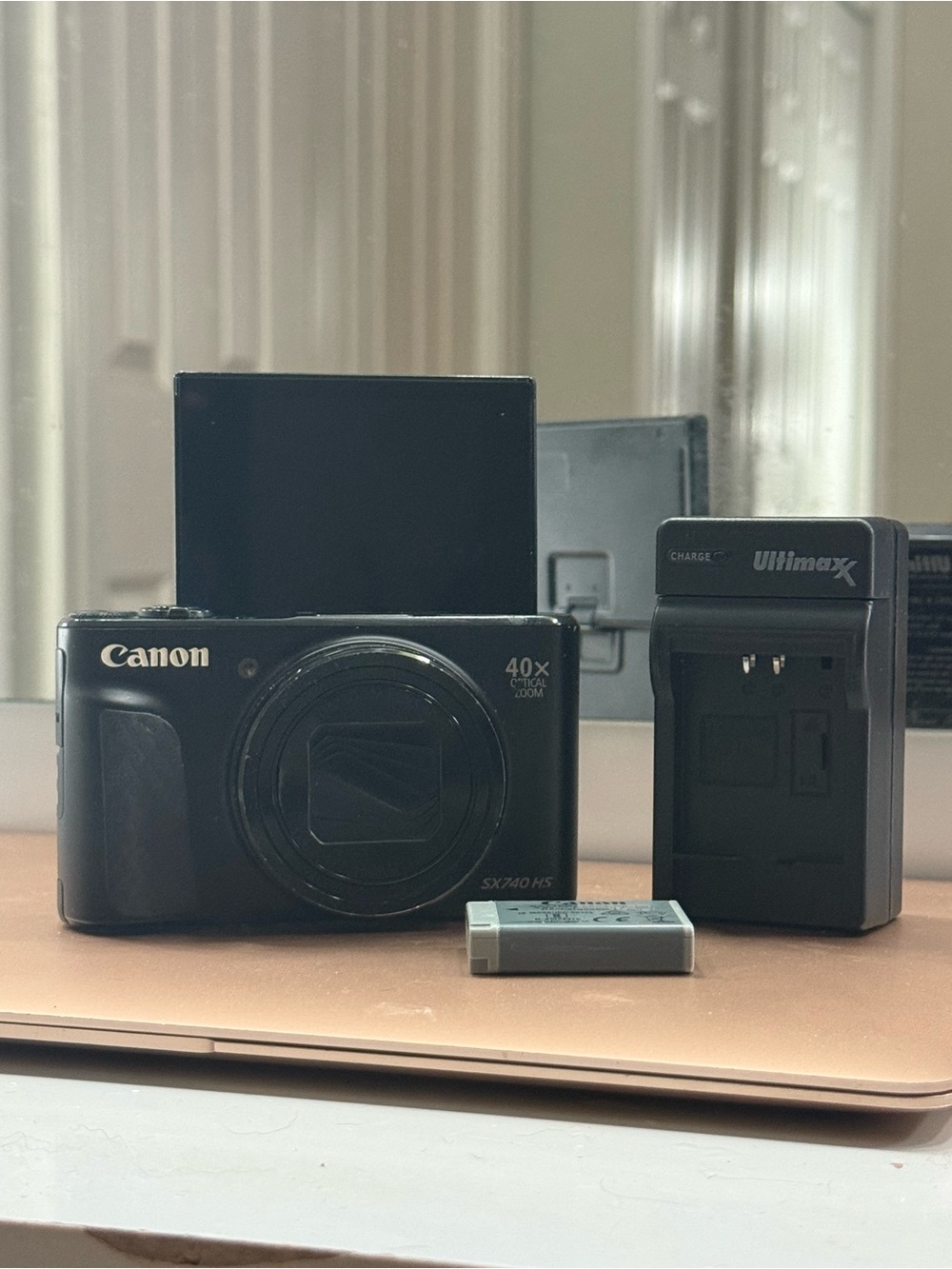 Canon SX740 HS Black Digital Camera WORKING, SEE DESCRIPTION